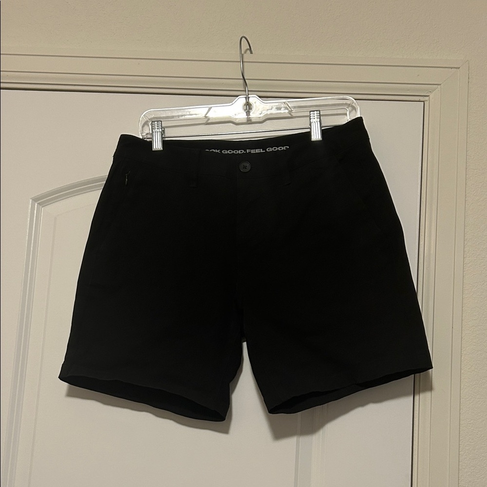 Men’s True Classic Black Shorts Size 31